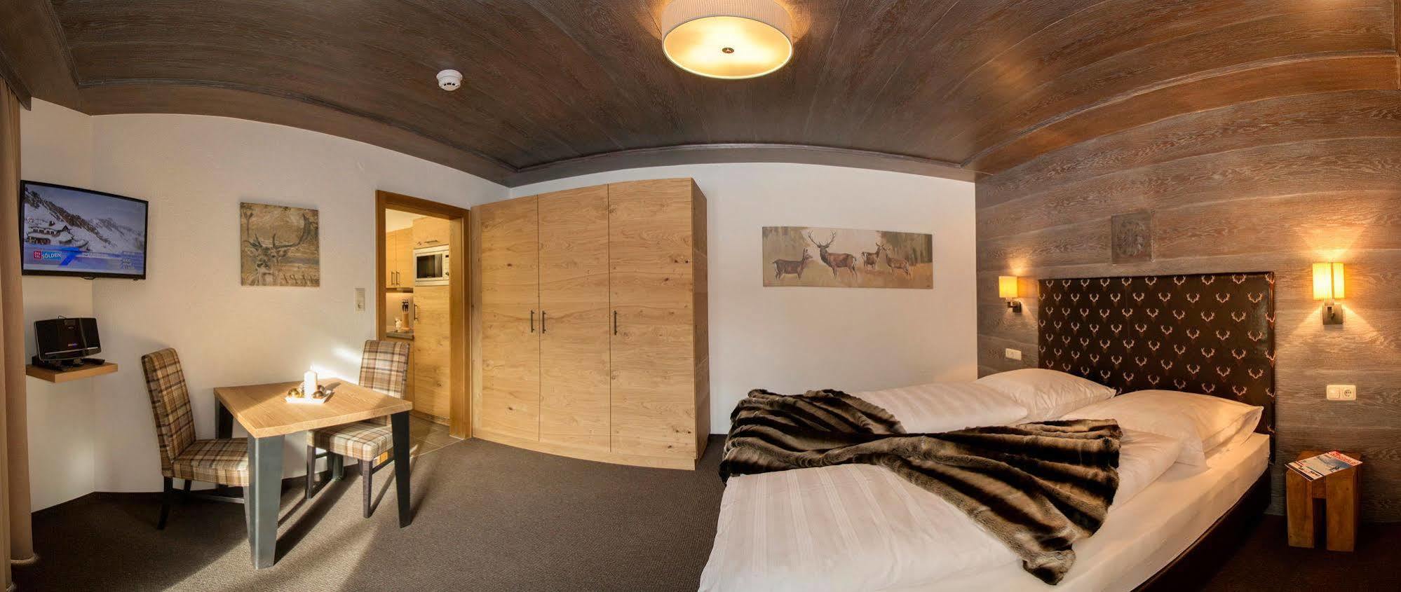 اوبرغورغل Gurglhof Apartmenthaus المظهر الخارجي الصورة